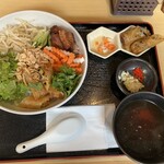 HANOI KANDA - つけ焼き肉ビーフンのランチセット＠950円