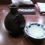 蕎麦切り 酒 大愚 - 「開運」（静岡）ぬる燗で。