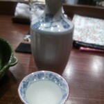蕎麦切り 酒 大愚 - ✚旭日（島根）ぬる燗。