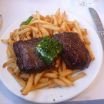 牛ハラミステーキとフライドポテト