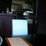 鉄板 松阪屋 - 店内　テーブル席