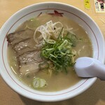 南ばん亭 本店 - 白ラーメン