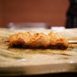 Yakitori Kadan - ◆ぼんじり
      小振りながらも皮の食感を噛みしめるとほどに膨らんでいく旨味！