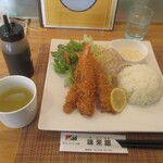 宿とレストランの館 味来館 - 海老フライランチ