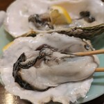 うにと牡蠣と日本酒と 食堂うに61 - 「岩手の山田湾」と「兵庫の赤穂坂越」