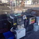 こむぎ - 製麺器が外からも見えるぞ