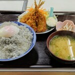 食堂　備前 - フライが選べる山盛りしらす丼定食 ¥1200