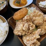 Shokudou Kurabu Yoshibi - よしびのザンギ定食