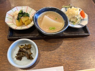 Kamameshi Saijiki Sakitei - 小鉢 3種