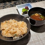 鉄板焼 銀明翠 - 特製ガーリックライス