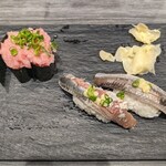 寿司 魚がし日本一 - ねぎとろ300円といわし360円