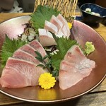 海鮮と釜飯のお店 魚義 - 