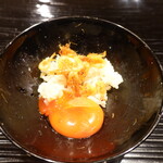 富小路 やま岸 - 桜海老ごはんに卵黄