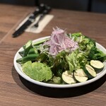 avocado green salad