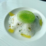 237924563 - トルタパラディーゾ   静岡県産マスクメロンのソルベ ココナッツミルクフォーム