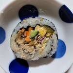 韓国海苔巻き専門店 マリマリ 鶴橋駅前店 - どうやったらこんな真ん中に綺麗になるの？私の作るキンパと大違い！