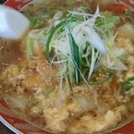 いせのじょう - 白菜辛口ラーメン６００円＋卵とじ５０円