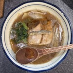 烈志笑魚油 麺香房 三く - かけ(1,000円、真上から)