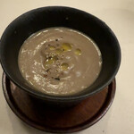 Atti - トピナンブール（菊芋）のスープ