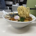 青島食堂 - 麺リフト