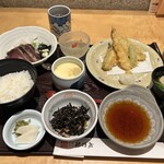 土佐料理 祢保希 - 蓋を開けると、茶碗蒸しと味噌汁