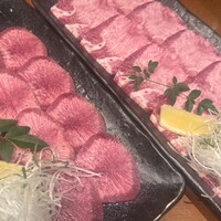 松阪牛炭火焼肉 東海亭 - 