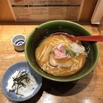 焼きあご塩らー麺 たかはし - 