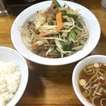 味のラーメン 海賊 - 「ニラレバ炒め」「小ライス」