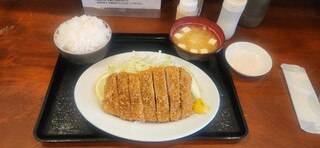 Tonkatsu Iso - スペカツ定食のご飯大盛り