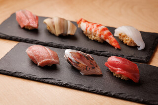 Tachiguizushi Hiroya - 