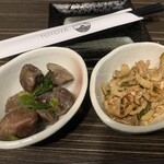 膳処 とと屋 - 付き出し　砂ずりのさっぱり煮？　とり皮の酢の物