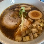 麺屋 日出次 - サバ節中華そば