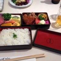 レストラン香味屋 - ランチのお重