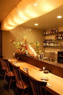 Taishi - 間接照明で落ち着く店内