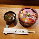 Megumizushi - おまかせ海鮮丼