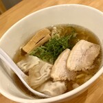 麺処諭吉 - 『ワンタン麺』