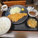 ＡＢＣ食堂 - 特製ロース味噌カツ定食Ｒ（780円）