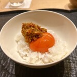 ひがしやま 司 - カレー卵かけご飯