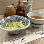 Eiichi - 漬け物とほうじ茶