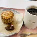Lily's Cafe - 