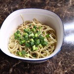 自家製麺 ら～めん かり屋 - 煮干し汁替え玉