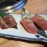 肉の山翔 - 肉寿司