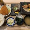 炭火焼鳥と定食 カドクラ食堂 学芸大学店