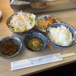 精肉屋の倅がただただ旨い肉を出す店 焼肉たけよし - 