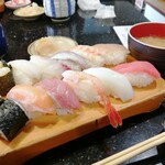 廻る寿司　ぽん太 - 料理写真: