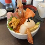 小樽海鮮丼 ガンガン亭 - 