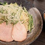 廣島つけ麺本舗 ばくだん屋 - 