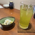 居酒屋うまいもん - お通しと緑ハイ