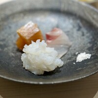 鮨 西崎 - ■お造り（桜鱒・真鯛・水蛸）
                    寝かせて、ねっちりした鯛が美味い！