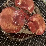 元氣七輪焼肉 牛繁 - 